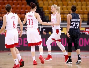 Ολυμπιακός: «Τρέλανε» το ΣΕΦ με buzzer beater πίσω από το κέντρο η Σωτηρίου! (βίντεο)
